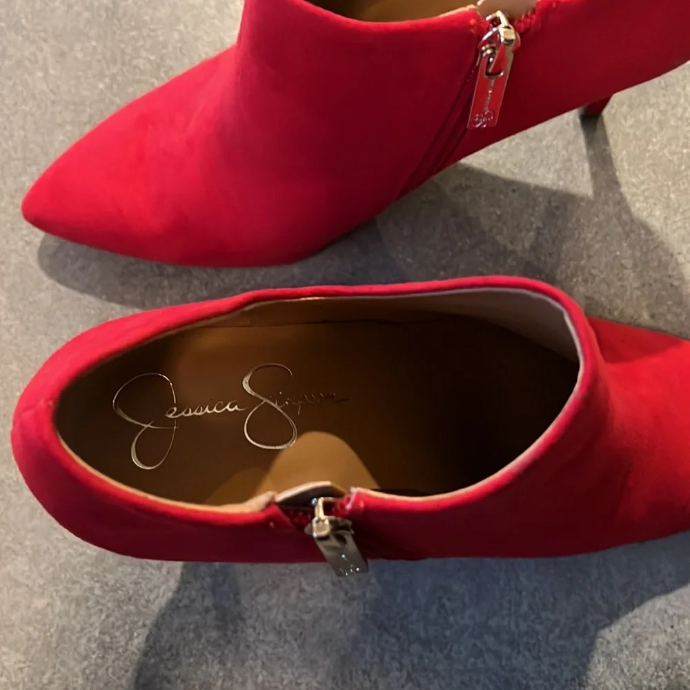 Jessica Simpson Red Heels - Picture 6 of 7